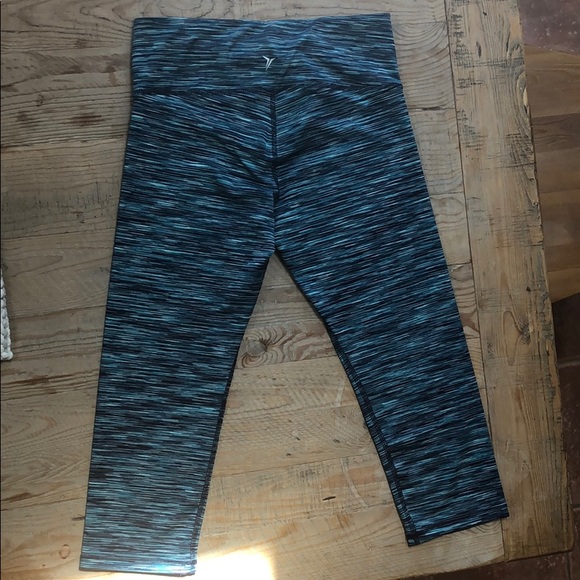 Old Navy Active Running/Yoga Pants Size M - Picture 3 of 4